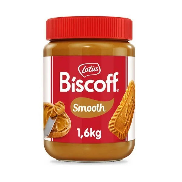 tarro de cristal de crema de untar de galletas Lotus Biscoff con etiquetado y tapa rojos. Fondo blanco.