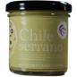 Envase de salsa de chile serrano con diseño vibrante y etiquetado.